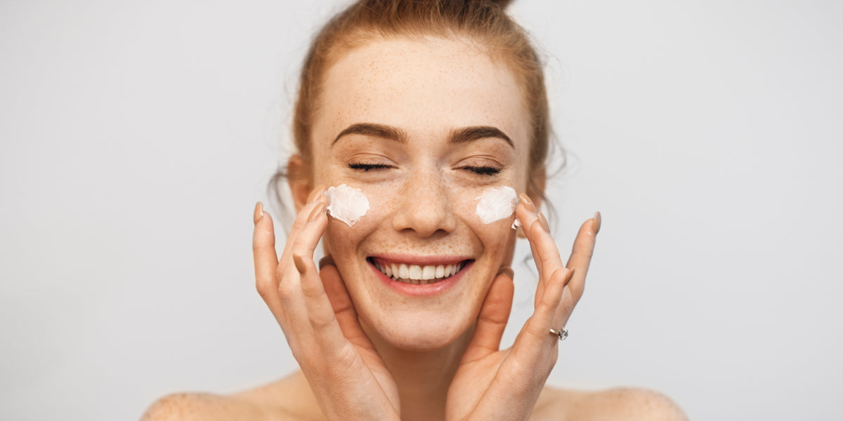 Peeling del viso: una vera rinascita della pelle