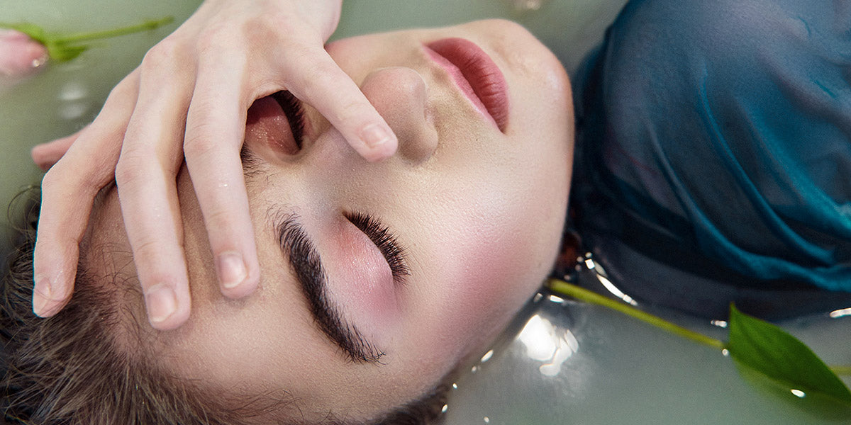 Routine di bellezza naturale: rinnova il tuo viso dopo l’estate